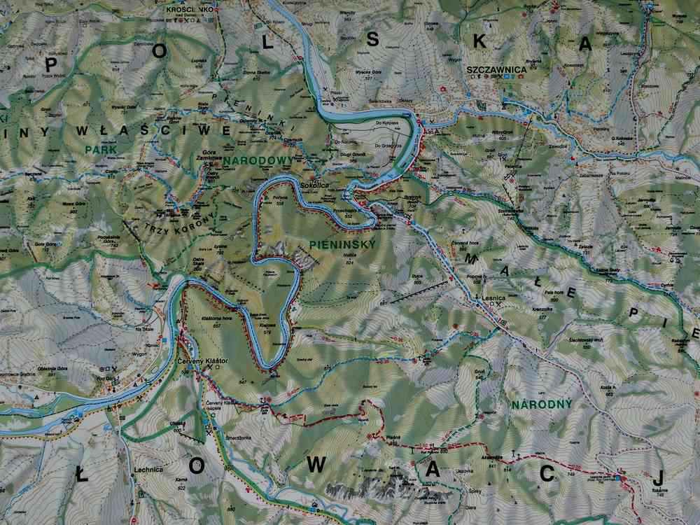 Lire une carte de randonnée avant 10 ans : la méthode qui marche